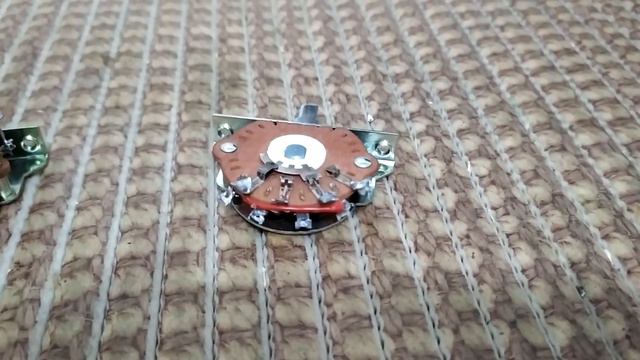 Guitarra Kaiser Super Strato - Setup completo e elétrica смотреть онлайн