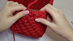 Идеальное невидимое соединение нити ♡ Как красиво и аккуратно соединить пряжу без узлов.