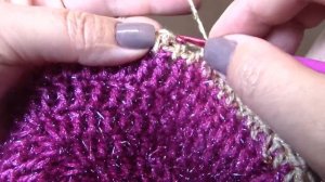 Вязание чехла для табурета с невидимой петлей в середине вязания  Част 4 из 6