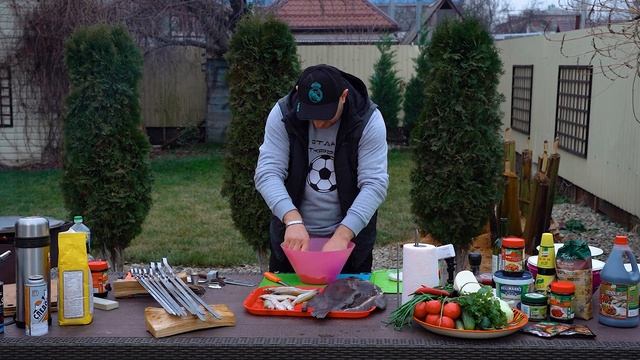 ЖАРЕННАЯ КОРЮШКА НА КОСТРЕ /жаренная рыба