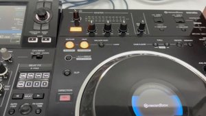 Pioneer XDJ-XZ - dj контроллер