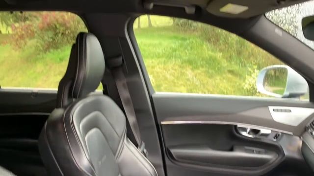 Volvo XC90 R Design D5 AWD Auto LM16MXV смотреть онлайн