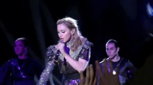 Madonna MDNA HD - Addicted to your love - Paris