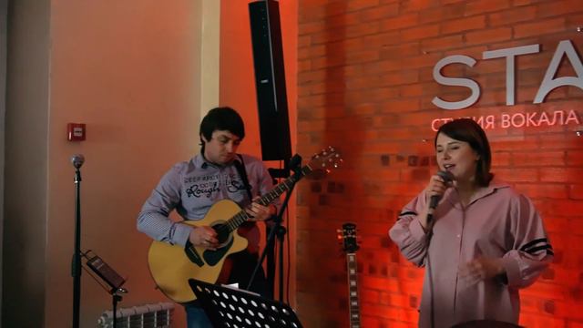 Первый квартирник в студии вокала Арины Гюнтер STAGE смотреть онлайн