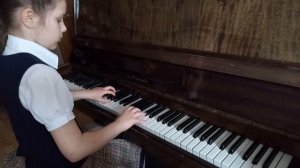 Хромченкова Евгения, 8 лет К. Черни ,этюд №17