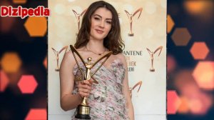 Burcu Özberk Kim ?     ➤  Ünlü Sanatçının Biyografisi