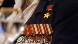 Сколько денег получают Герои России.