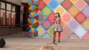 Валерия Охотницкая. Попурри песен из фильма "Весёлые ребята" (труба, вокал).