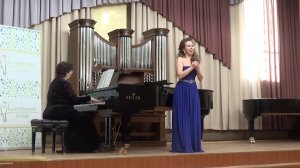 А.Дворжак «Помню, мать, бывало». (A.Dvořák "Když mne stará matka")
 Исп. Анна Куприянова.