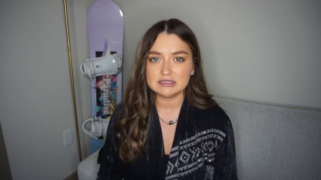 КАК ВЫЖИТЬ ОДНОЙ В ЧУЖОЙ СТРАНЕ?