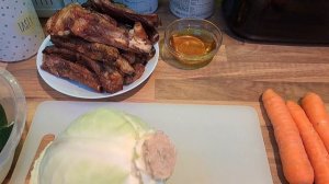 На ужин свиные ребра с овощами запеченные в духовке