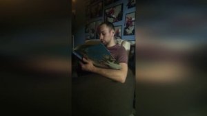 Папа читает. Петухов Д.А.