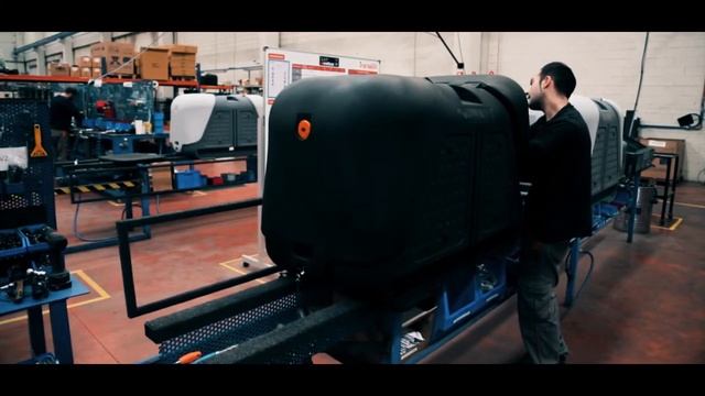 Автомобильные боксы на фаркоп TowBox смотреть онлайн