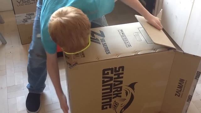 unboxing af shark ultimator gaming pc