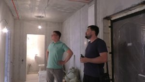 Электрика по полу. А стяжка не потрескается?