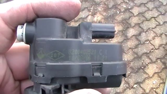 Renault Megane II - Двигатель регулировки фар / Stellmotor смотреть онлайн