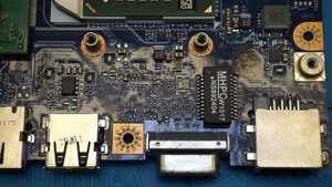 Режим UMA для ноутбука Lenovo G565, LA-5754P Rev1. Ремонт. Профи.