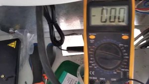 Наведенное напряжение на кабеле.