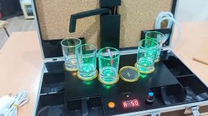 Наливатор напитков в чемоданчике
