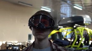 Снятие защитной линзы (пленки) с маски Oakley