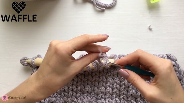 Простой плед спицами из толстой пряжи