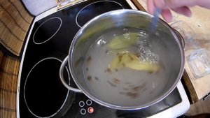 Солим скумбрию дома. Как солить скумбрию. Простой и вкусный рецепт.