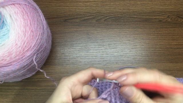 Вязанная двухсторонняя шапка-ушанка крючком