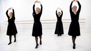 Отчетный урок в школе узбекского танца.Разогрев, позиции рук и ног, основные движения.Uzbek dance.