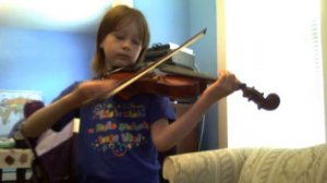 Anastasiya plays viola    Настя играет на альте