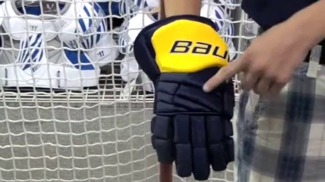 Bauer Vapor Pro Series Gloves смотреть онлайн