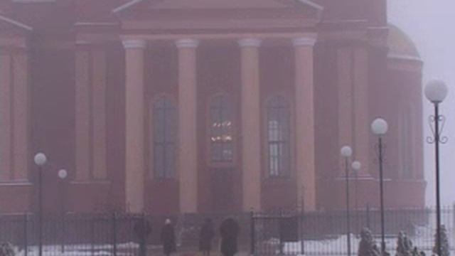 Освящение храма Новомучеников и Исповедников Белгородских в г Строителе смотреть онлайн