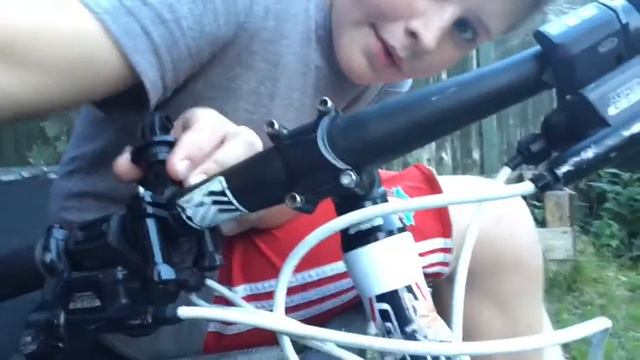 How to install a GoPro handle bar bike mount смотреть онлайн