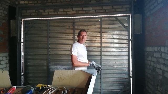 подъёмные ворота смотреть онлайн