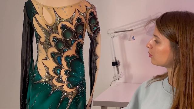 Костюм для фигурного катания в стиле Нотр-Дам де Пари смотреть онлайн