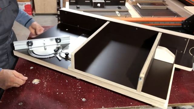 Фрезерно-циркулярный стол для ручного фрезера и ручной циркулярной пилы своими руками. Вариант 5 смотреть онлайн