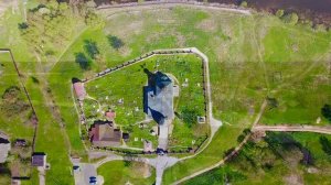 С высоты. Церковь Рождества Богородицы. с. Городня-на-Волге. DJI mavic mini