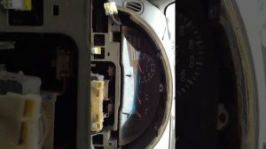 Снятие приборной панели Ниссан Серена с23 1,6 бензин