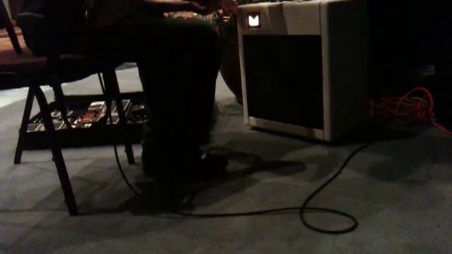 Morgan Amplification DAG15C Demo - Part 1: Fender CS '62 Strat Straight In смотреть онлайн