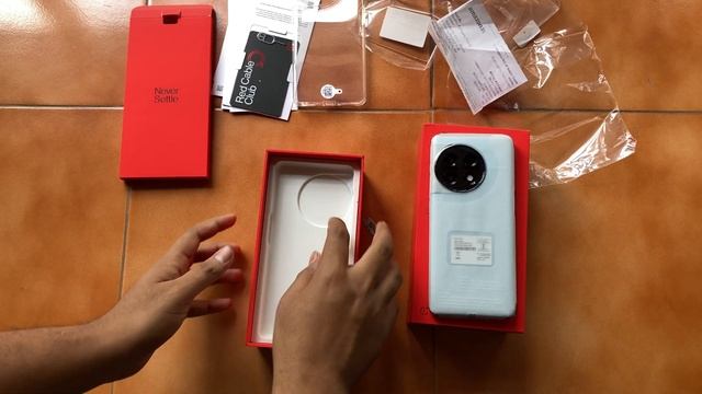 OnePlus 11R Unboxing and free OnePlus buds Z2?Amazon pre-order offer only 33,999 смотреть онлайн