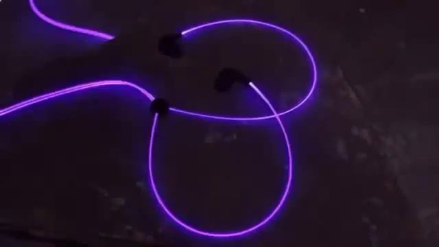 Светящиеся Наушники Видео смотреть онлайн