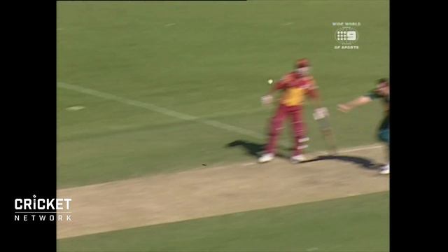 From the Vault: Hayden punishes Tassie in Brisbane смотреть онлайн