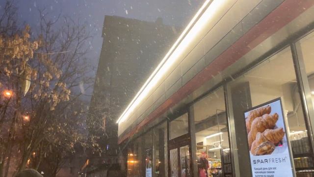 Москва. Прогулка по Комсомольскому проспекту и до м.Парк культуры (Komsomolskiy Avenue) 11/2020