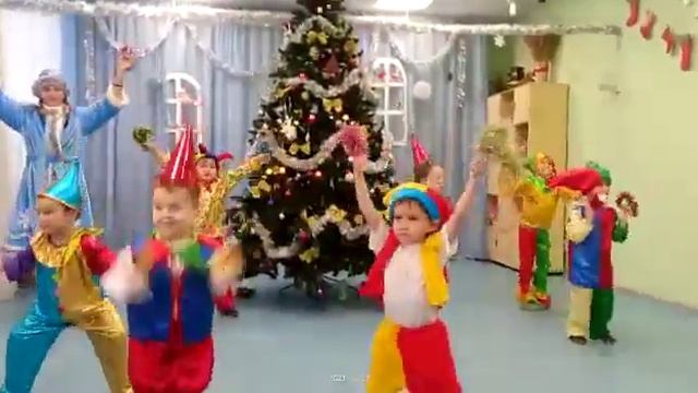 Танец петрушек смотреть онлайн