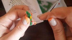 Елочка из бисера кирпичным плетением МК. Брелок. Брошь.Сережки.Символ Нового года.