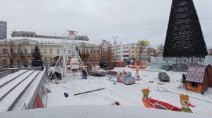 ЦЕНТРАЛЬНАЯ НОВОГОДНЯЯ ЕЛКА ГОРОДА. #ЕКАТЕРИНБУРГ ЛЕДОВЫЙ ГОРОДОК 2022. НОВОГОДНИЙ ЕКАТЕРИНБУРГ.