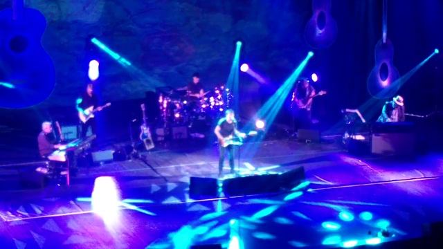 Chris Rea - Looking for the summer + JULIA, Moscow смотреть онлайн