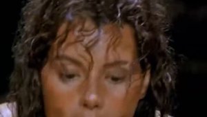 Остров головорезов Bonnie Tyler   Wings