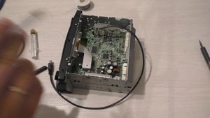 Установка AUX на магнитолу Toyota Corolla.