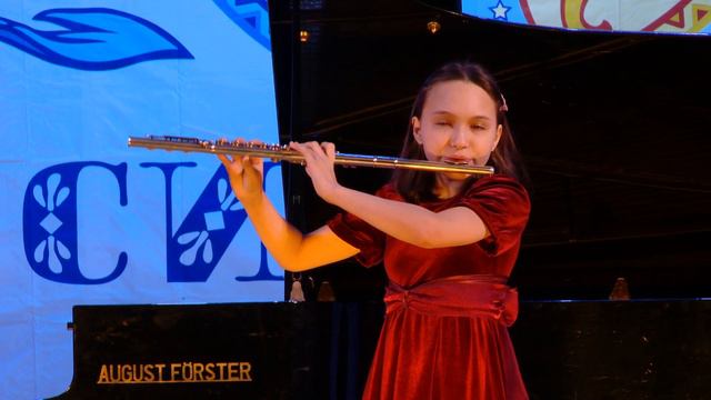 Войтик Николь г.Новосибирск - Клод Дебюсси "Сиринкс" смотреть онлайн