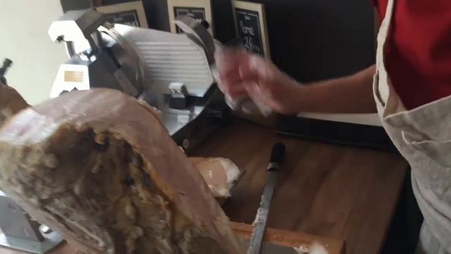 Прошутто Котто!! Теперь в СНЕКЕРІЯ to go смотреть онлайн